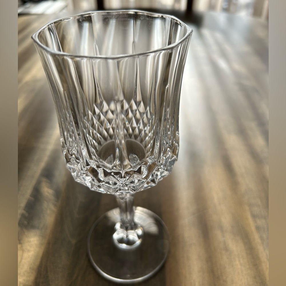Glass - Picture 3 of 3